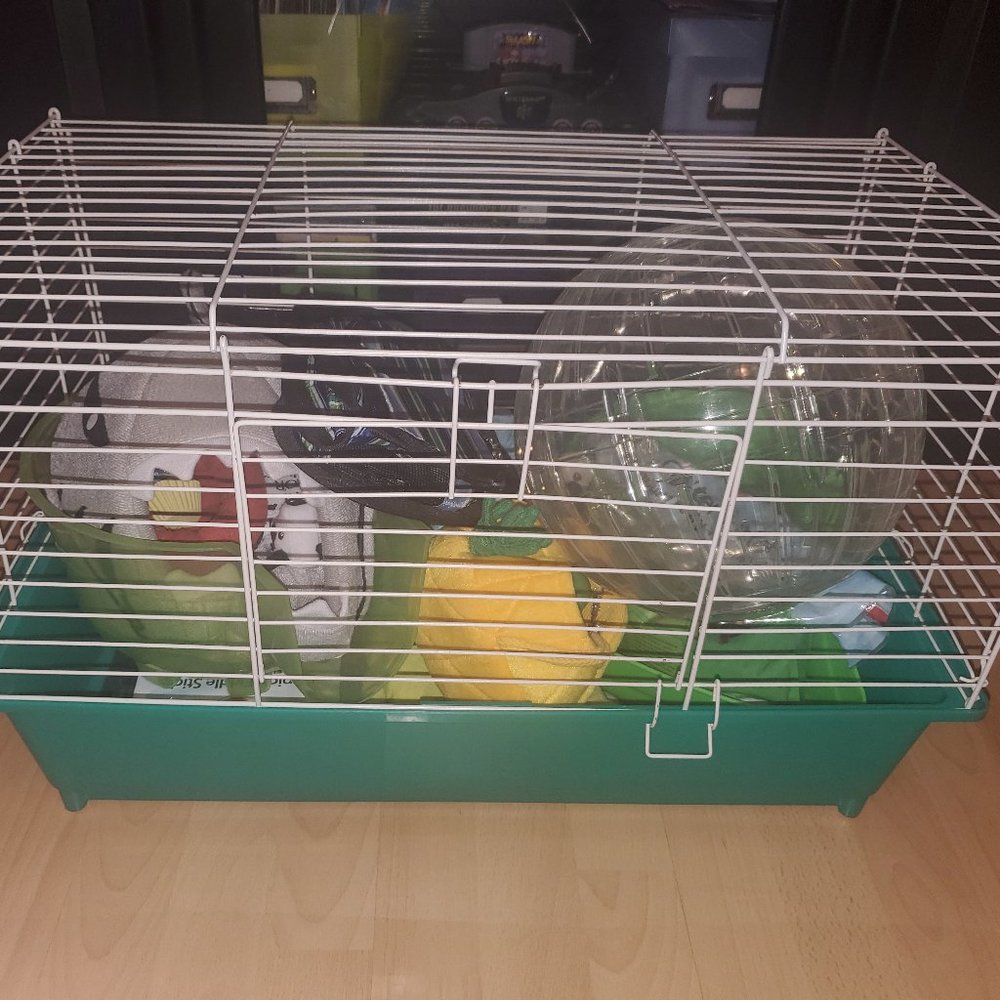Home Sweet Home Medium Pet Cage BUNDLE! Used & New